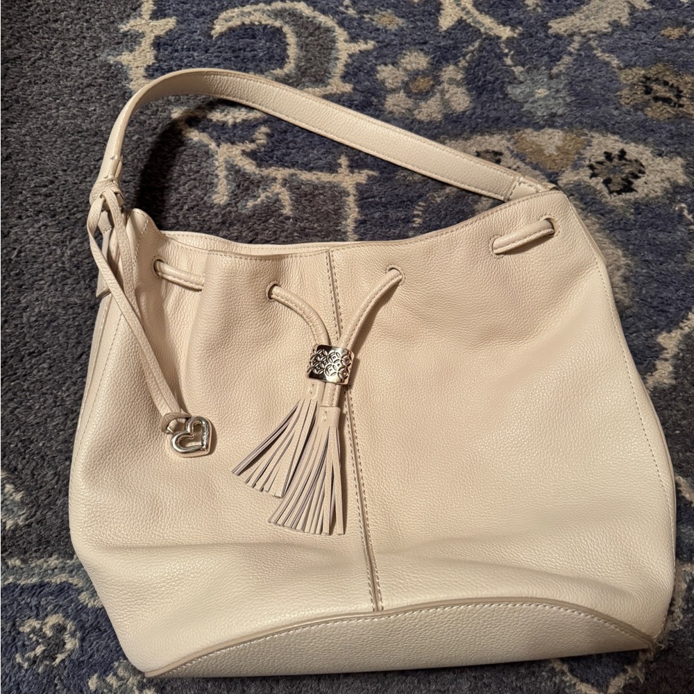 Elegant Cream Shoulder Bag